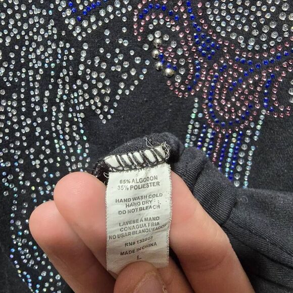 WB Atlas Vintage Y2K Black Cross Angel Wing Embellished Tee - Picture 6 of 6